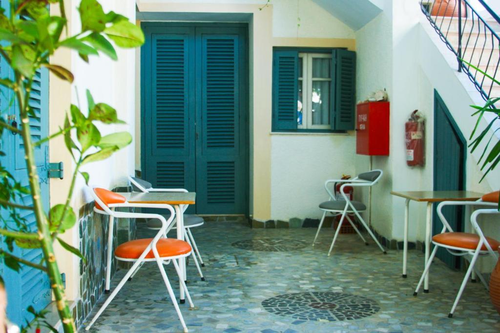 George Apartments Livadia  Bagian luar foto