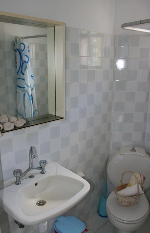 George Apartments Livadia  Bagian luar foto